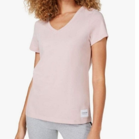 Calvin Klein Tops - Calvin Klein Women's Light Pink Short Sleeve Tee